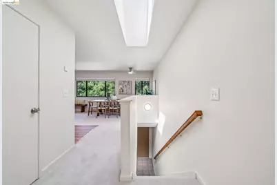 61 Parkview Ter, San Pablo, CA 94806 - Photo 11