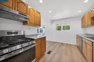 1920 3rd St, Benicia, CA 94510 - Photo 13