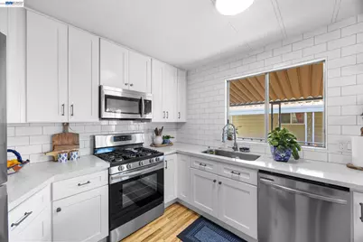 29315 Harpoon Way, Hayward, CA 94544 - Photo 11