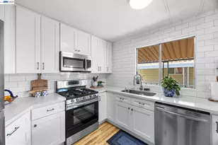 29315 Harpoon Way, Hayward, CA 94544 - Photo 11