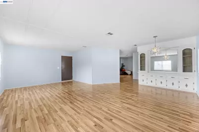 29315 Harpoon Way, Hayward, CA 94544 - Photo 7