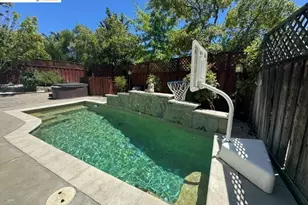 4437 Montara Dr, Antioch, CA 94531 - Photo 35