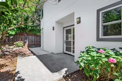 914 61st Street, Oakland, CA 94608 - Photo 31