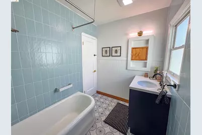2066 Encinal Ave, Alameda, CA 94501 - Photo 19