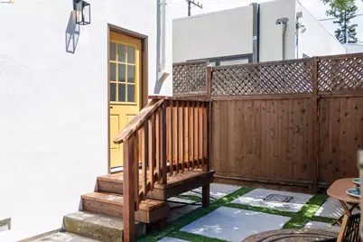 2066 Encinal Ave, Alameda, CA 94501 - Photo 31