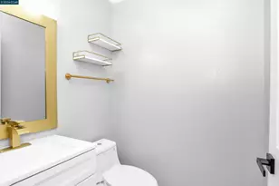 17106 Creekside Cir, Morgan Hill, CA 95037 - Photo 11