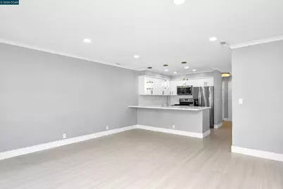 17106 Creekside Cir, Morgan Hill, CA 95037 - Photo 7