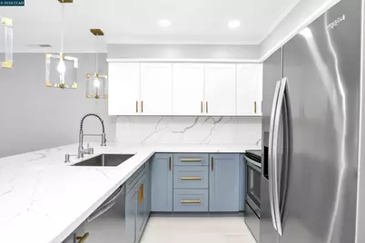 17106 Creekside Cir, Morgan Hill, CA 95037 - Photo 9