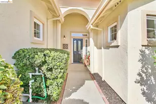 1632 Regent Dr, Brentwood, CA 94513 - Photo 5