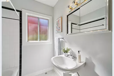 1425 Virginia St., Berkeley, CA 94702 - Photo 23