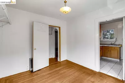 1415 Hampel Street, Oakland, CA 94602 - Photo 27
