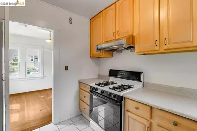 1415 Hampel Street, Oakland, CA 94602 - Photo 29