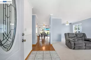 1972 Carnation Cir, Livermore, CA 94551 - Photo 3