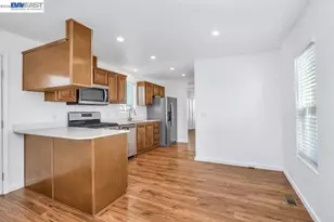 1972 Carnation Cir, Livermore, CA 94551 - Photo 35