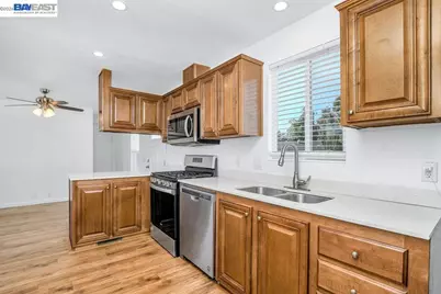 1972 Carnation Cir, Livermore, CA 94551 - Photo 37