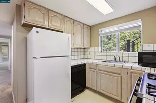 38 St Stephens Dr, Orinda, CA 94563 - Photo 45