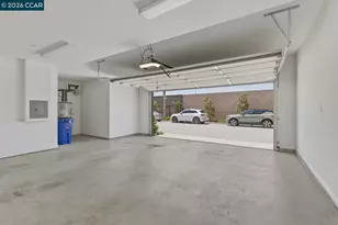 210 Waters Park Cir, San Mateo, CA 94403 - Photo 51