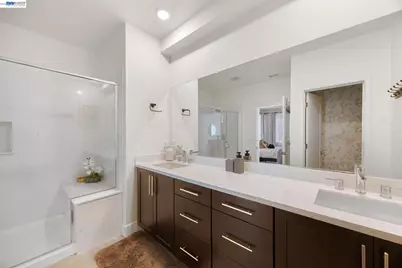 45139 Challenge Cmn #1001, Fremont, CA 94538 - Photo 21