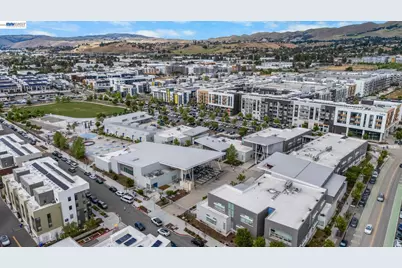 45139 Challenge Cmn #1001, Fremont, CA 94538 - Photo 5