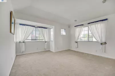 15916 Bayberry Ln, San Lorenzo, CA 94580 - Photo 21