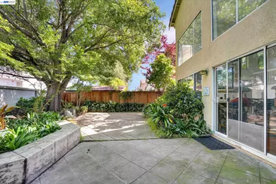 15916 Bayberry Ln, San Lorenzo, CA 94580 - Photo 37