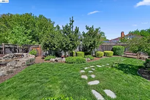 4767 Del Valle Pkwy, Pleasanton, CA 94566 - Photo 45