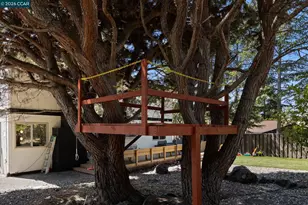 2537 Simas Ave, Pinole, CA 94564 - Photo 55