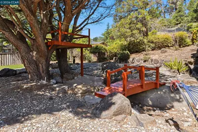 2537 Simas Ave, Pinole, CA 94564 - Photo 49