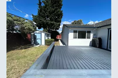 25073 Belhaven St, Hayward, CA 94545 - Photo 5