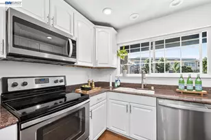 6857 Penn Dr, Dublin, CA 94568 - Photo 7