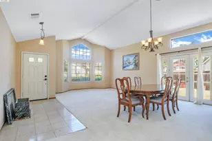 2424 Whitetail Dr, Antioch, CA 94531 - Photo 11