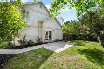 282 Del Valle Ct, Pleasanton, CA 94566 - Photo 23