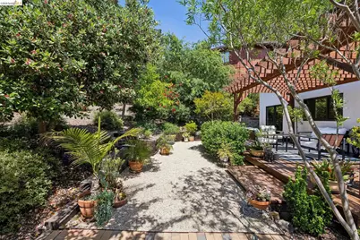 15 Dias Ct, El Sobrante, CA 94803 - Photo 55