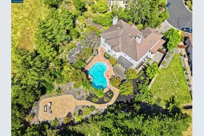 2151 Sky View Ct, Moraga, CA 94556 - Photo 43
