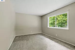 8185 Arroyo Dr, Pleasanton, CA 94588 - Photo 17