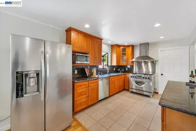 17153 Via Media, San Lorenzo, CA 94580 - Photo 7