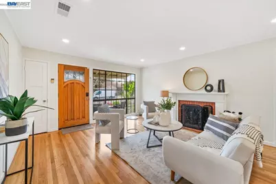 17153 Via Media, San Lorenzo, CA 94580 - Photo 3