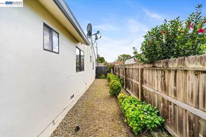 17153 Via Media, San Lorenzo, CA 94580 - Photo 31