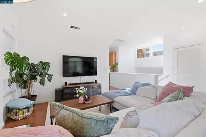 7674 Tuscany Dr, Dublin, CA 94568 - Photo 5