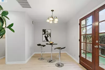 377 Bernardo Ave, Sunnyvale, CA 94086 - Photo 17