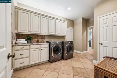 3271 Blackhawk Meadow Dr, Danville, CA 94506 - Photo 35