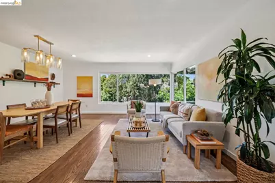 7406 Circle Hill Dr, Oakland, CA 94605 - Photo 7