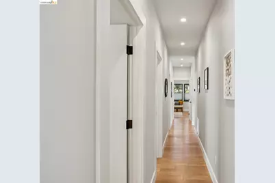325 49th St, Oakland, CA 94609 - Photo 31