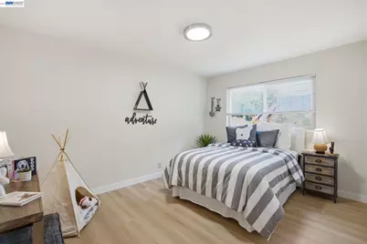 27966 El Portal Dr, Hayward, CA 94542 - Photo 31