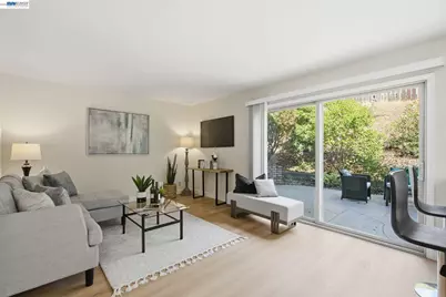 27966 El Portal Dr, Hayward, CA 94542 - Photo 17