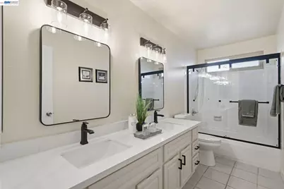 27966 El Portal Dr, Hayward, CA 94542 - Photo 23