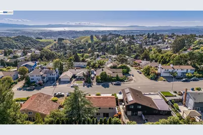 27966 El Portal Dr, Hayward, CA 94542 - Photo 49