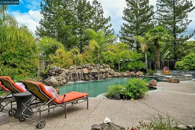 135 Crestridge Dr, Danville, CA 94506 - Photo 37