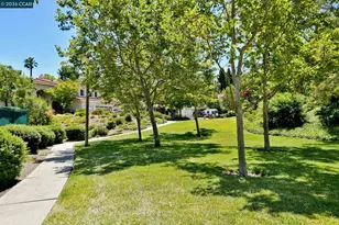 135 Crestridge Dr, Danville, CA 94506 - Photo 53