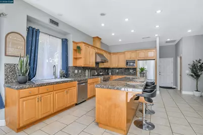 204 Chaps Ct, Oakley, CA 94561 - Photo 9